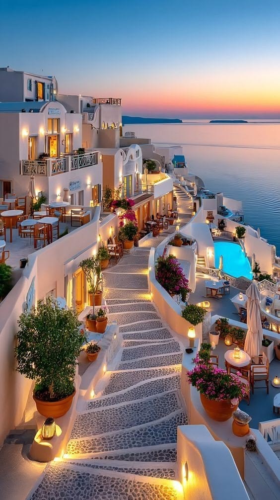 Tunis Village x Ticketours